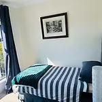 Unit 17 , 72 On Arnold Street Two Bedroom Flat